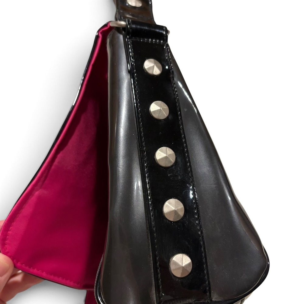 VTG 2007 Hello Kitty Sanrio Mall Goth Skull Heart Studded Shoulder Bag Black - Picture 9 of 16